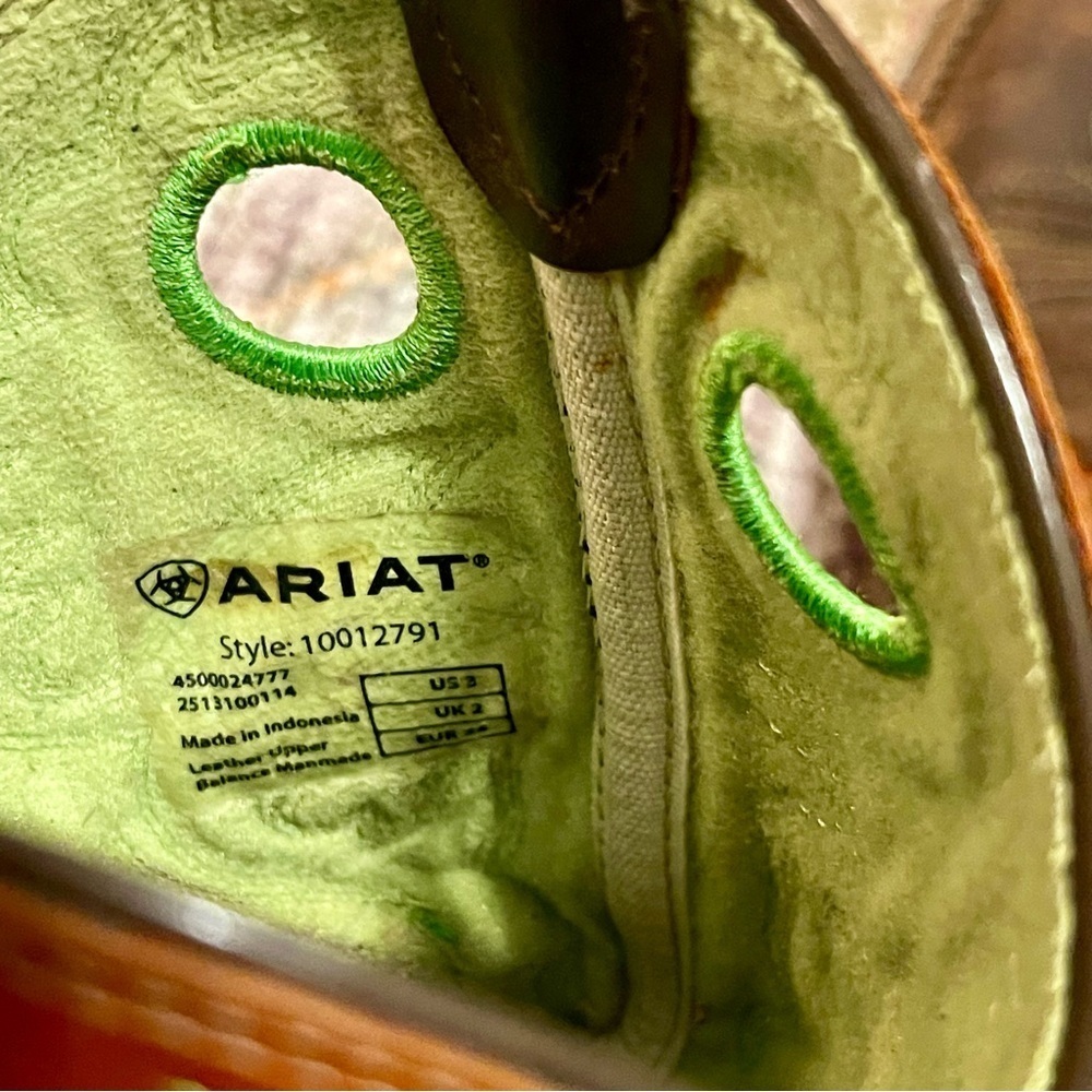 Ariat Cowboy Boots- Girls sz. 3 - Picture 7 of 7